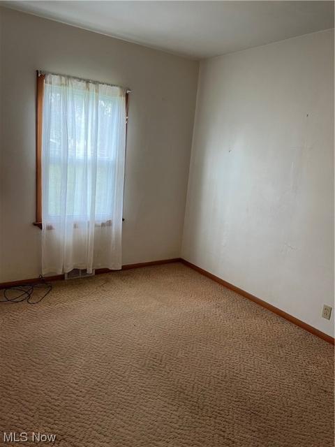 2211 E 40th St, Ashtabula, OH 44004 photo 7