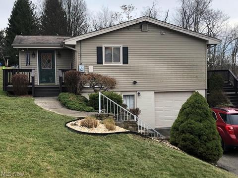 1 Lynwood Ln, Wheeling, WV 26003 photo 1