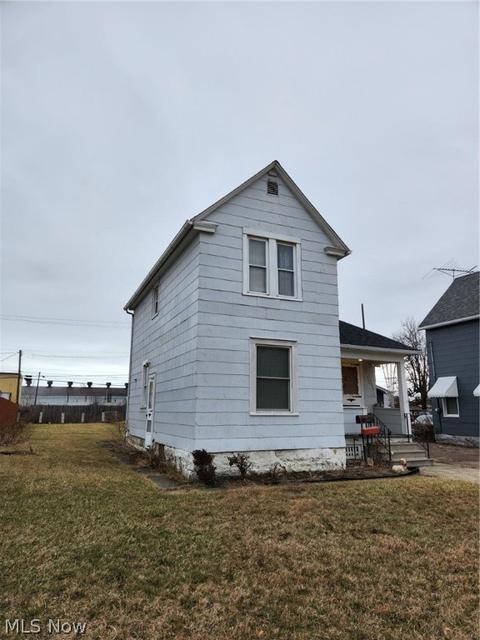 1939 E 29th St, Lorain, OH 44055 photo 3