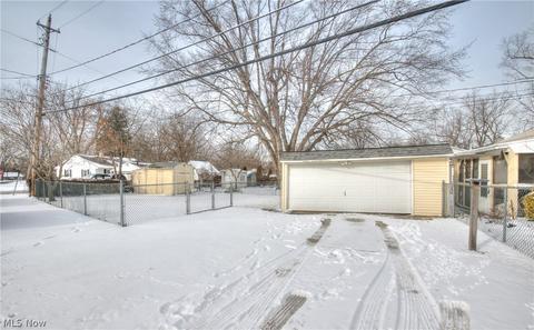 1896 Perth Rd, Madison, OH 44057 photo 7