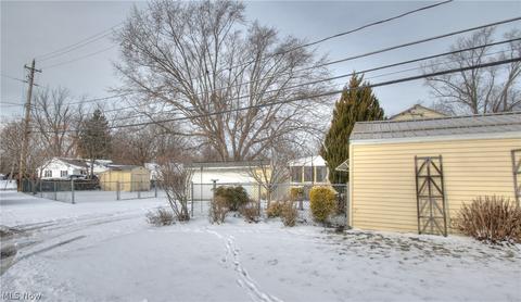 1896 Perth Rd, Madison, OH 44057 photo 6