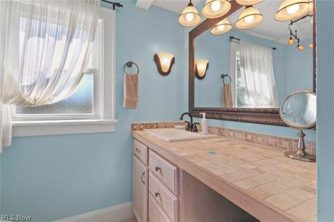 248 Center St, Struthers, OH 44471 photo 12