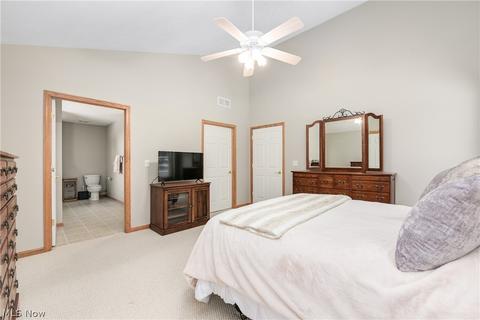 7635 Falling Leaf Dr, Seven Hills, OH 44131 photo 21