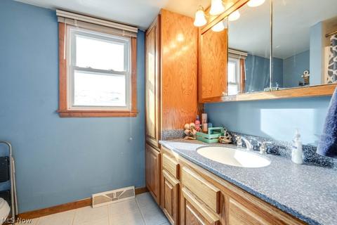 361 University Ave, Elyria, OH 44035 photo 25