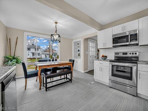 160 E 267th St, Euclid, OH 44132 photo 6