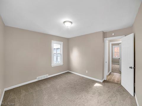 160 E 267th St, Euclid, OH 44132 photo 18