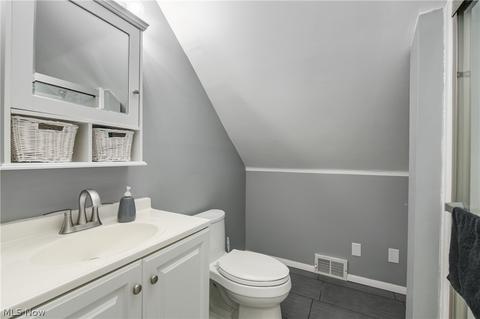 243 Mapleview Dr, Seven Hills, OH 44131 photo 23