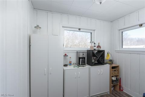 243 Mapleview Dr, Seven Hills, OH 44131 photo 14