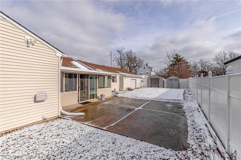 316 Bond St, Elyria, OH 44035 photo 19
