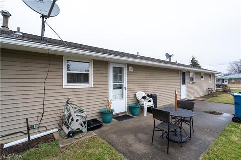 2009 Mark Dr, Lorain, OH 44052 photo 7