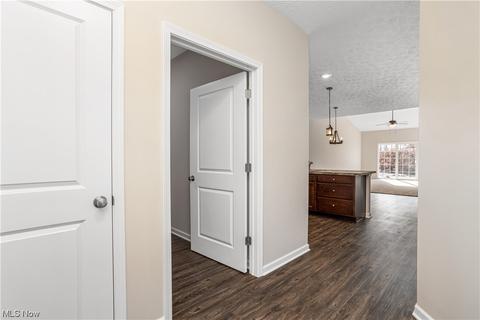 224 Silver Spring Cir, Elyria, OH 44035 photo 18