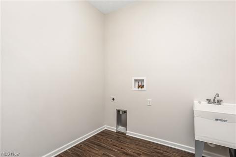 224 Silver Spring Cir, Elyria, OH 44035 photo 19