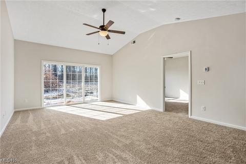 224 Silver Spring Cir, Elyria, OH 44035 photo 8