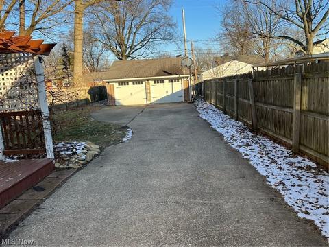 239 Roosevelt, Elyria, OH 44035 photo 20