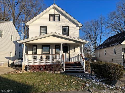 239 Roosevelt, Elyria, OH 44035 photo 1