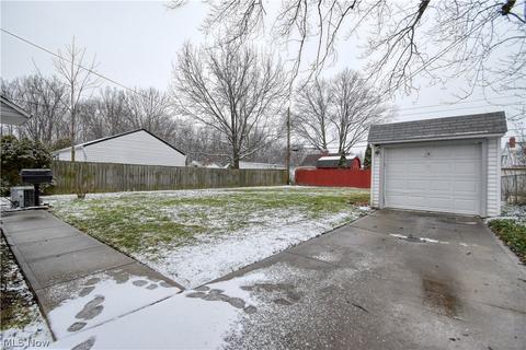 874 E 258th St, Euclid, OH 44132 photo 19