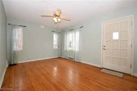 874 E 258th St, Euclid, OH 44132 photo 2