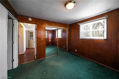 1653 Herkender Ave, Akron, OH 44310 photo 27
