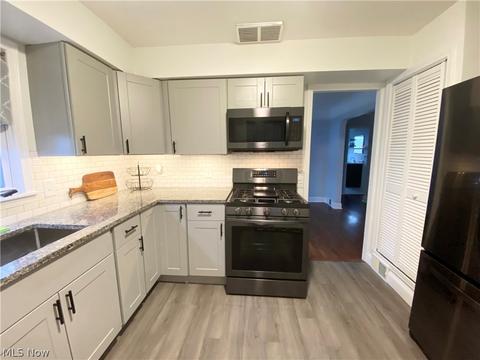 234 E 280th St, Euclid, OH 44132 photo 7