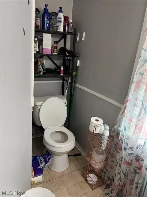 844 Sumner St, Akron, OH 44311 photo 14