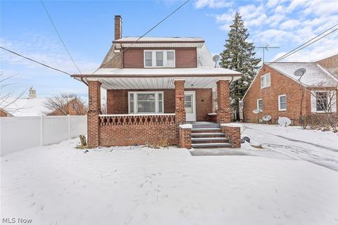 16575 Libby Rd, Maple Heights, OH 44137 photo 1
