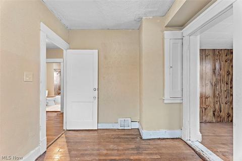 16575 Libby Rd, Maple Heights, OH 44137 photo 16