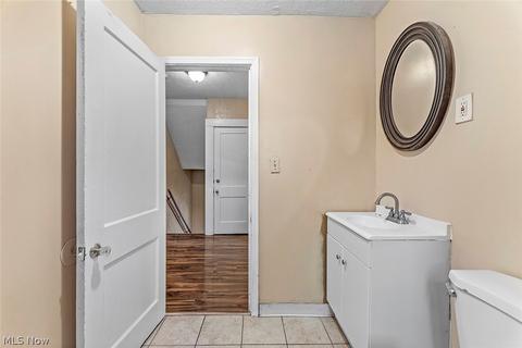 16575 Libby Rd, Maple Heights, OH 44137 photo 24