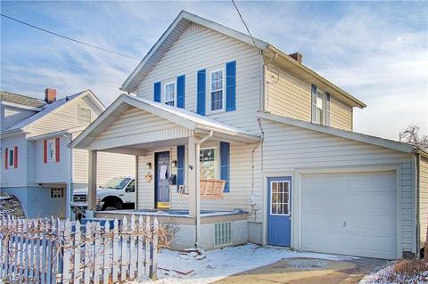 407 E Line St, Minerva, OH 44657 photo 2