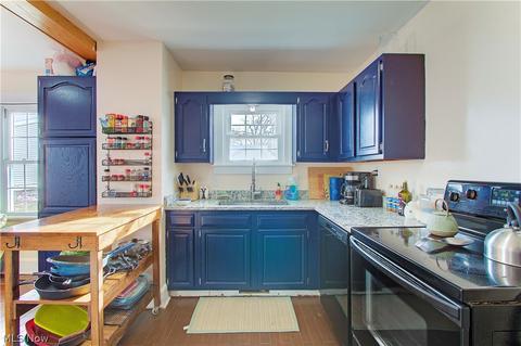 407 E Line St, Minerva, OH 44657 photo 13