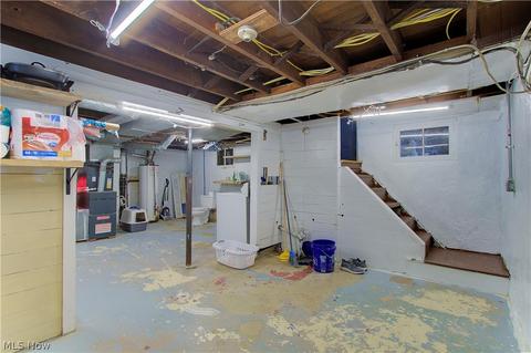 407 E Line St, Minerva, OH 44657 photo 24