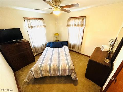 18 Maple Dr, Youngstown, OH 44512 photo 9