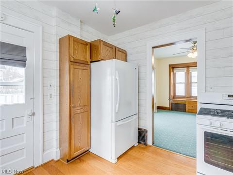 1104 Lexington Ave, Akron, OH 44310 photo 13
