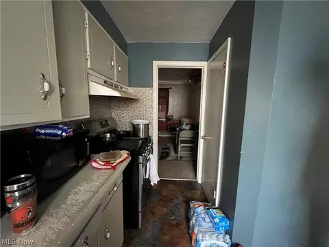 395 E 270th St, Euclid, OH 44132 photo 6