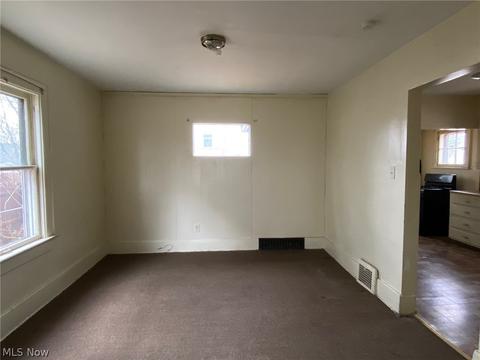 291 Lookout Ave, Akron, OH 44310 photo 8