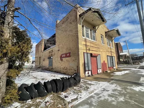 11831 Union Ave, Cleveland, OH 44105