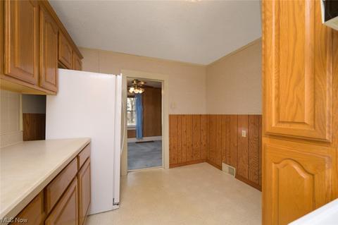 746 Bettes Ave, Akron, OH 44310 photo 14