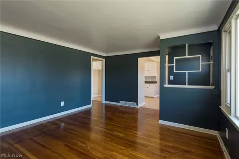 6239 State Rd, Parma, OH 44134 photo 7