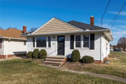 6239 State Rd, Parma, OH 44134 photo 1