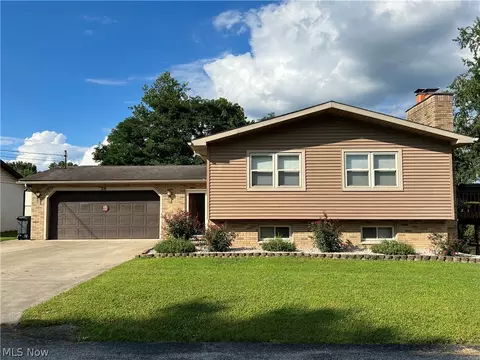 18 James Ct, Parkersburg, WV 26104