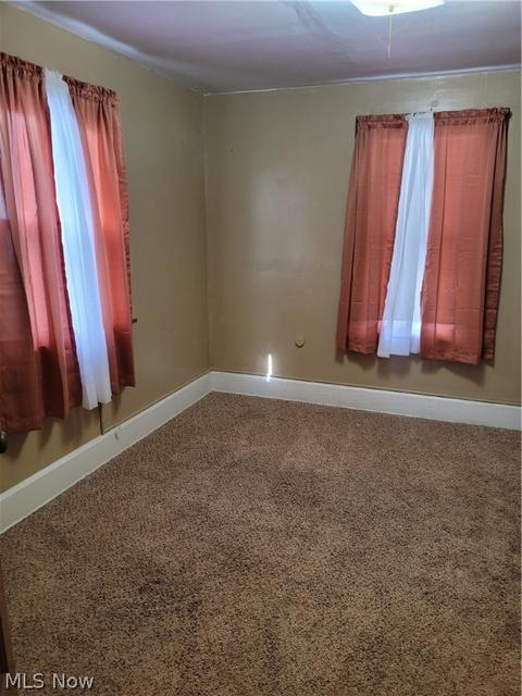 112 Parkway St, Struthers, OH 44471 photo 10