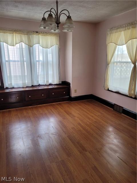112 Parkway St, Struthers, OH 44471 photo 4