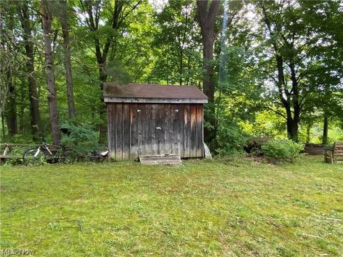 2710 Pine Ridge Rd, Ashtabula, OH 44004 photo 12