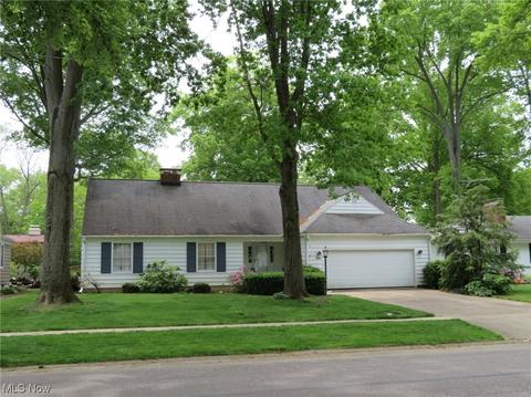 345 Yale Ave, Elyria, OH 44035 photo 1