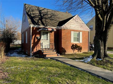 735 E 254th St, Euclid, OH 44132 photo 1