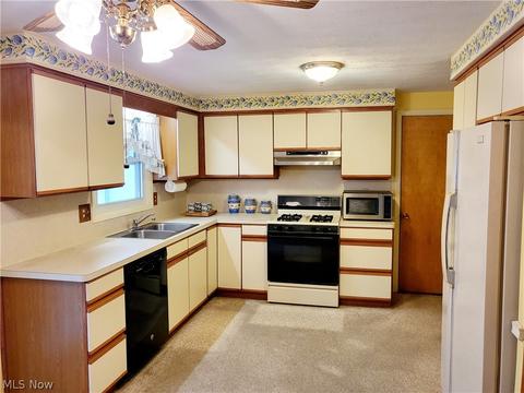 2525 W 38th St, Lorain, OH 44053 photo 7