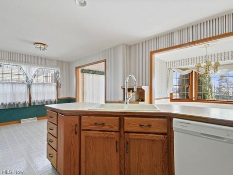 129 Lost Creek Dr, Boardman, OH 44512 photo 6