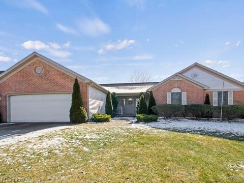 129 Lost Creek Dr, Boardman, OH 44512 photo 1