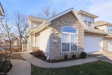6828 Rolling Meadow Dr #E-1, Parma, OH 44134 photo 2