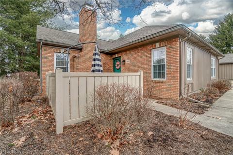 3658 Barrington Pl NW, Canton, OH 44708 photo 1