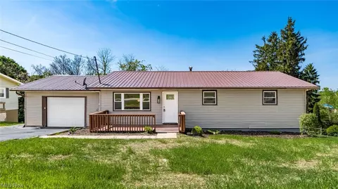 21 N La Salle St, Zanesville, OH 43701